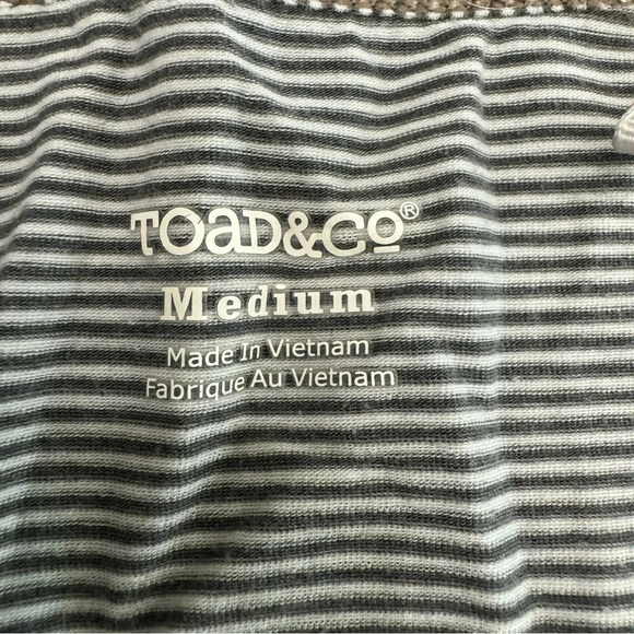 Excellent condition Toad & Co Swifty Tunic. Size Med. Dark green white stripe. - Picture 3 of 8
